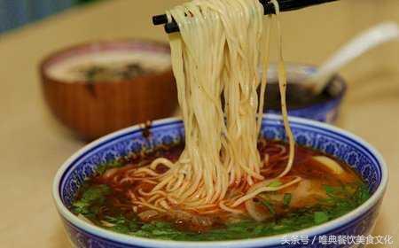 蘭州牛肉面是怎樣拉面的？本文包含詳細步驟！