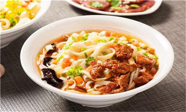 西安油潑面、扯面、褲帶面、biangbiang面有什么區別？