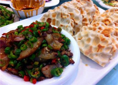 石子饃夾豬頭肉.jpg
