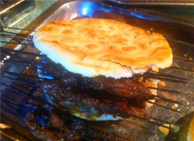 烤肉夾饃.jpg