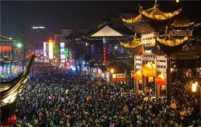 我國“惡名遠揚”的3條美食街，經常遭網友吐槽，你都去過嗎？